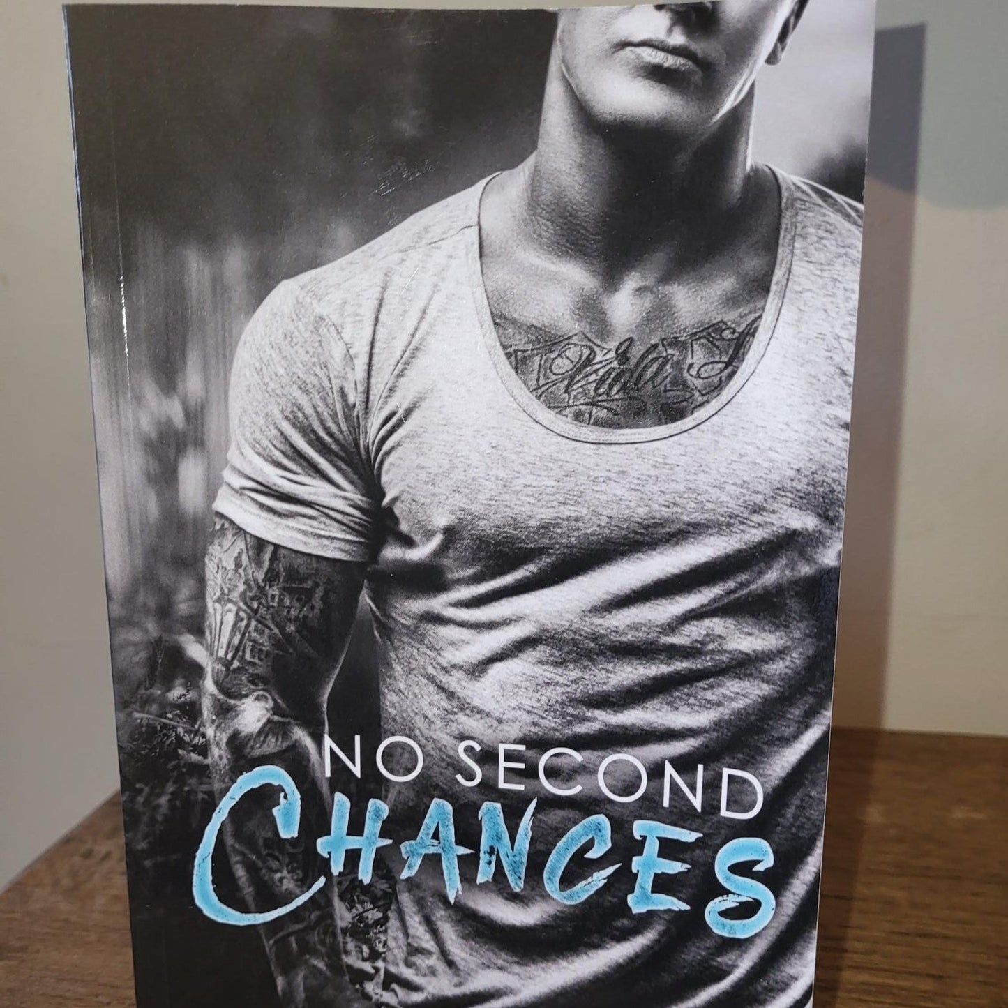 Front cover of No Second Chances Paperback