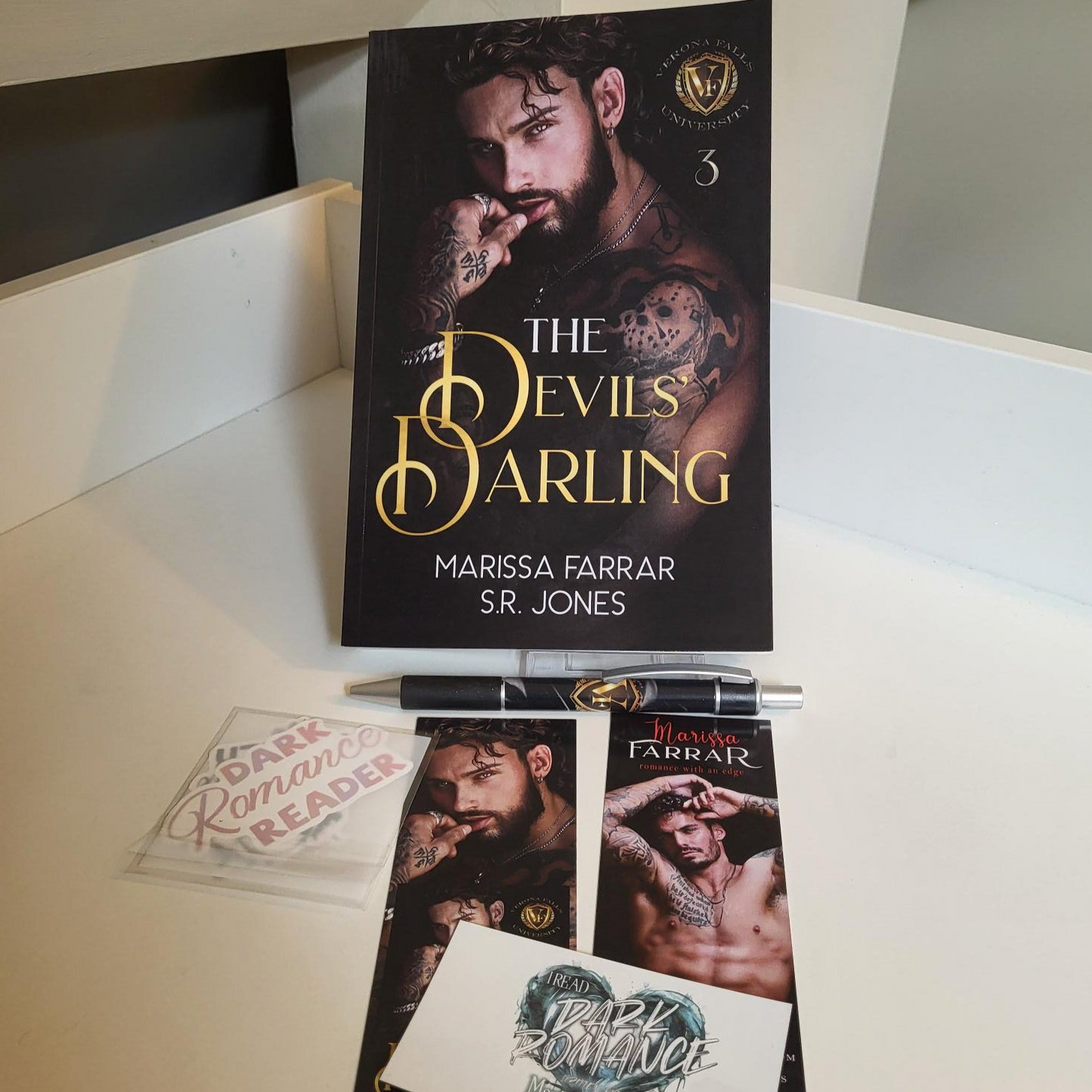 The Devils' Darling by Marissa Farrar and S.R. Jones PAPERBACK: Dents and Scratches